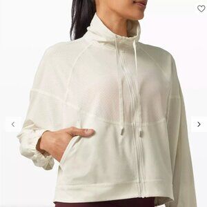 Lululemon In Depth Cropped Full Zip Jacket in Off White
